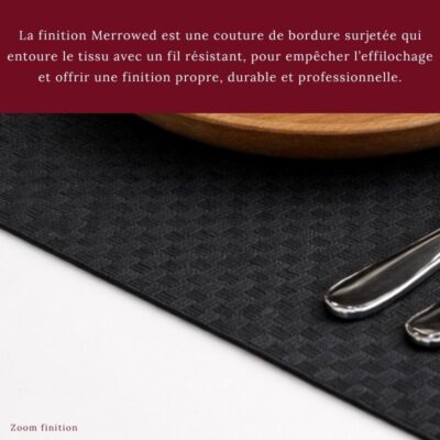 napperon noir treillis polyester gros plan finition merrowed bordure professionnelle restaurant Québec